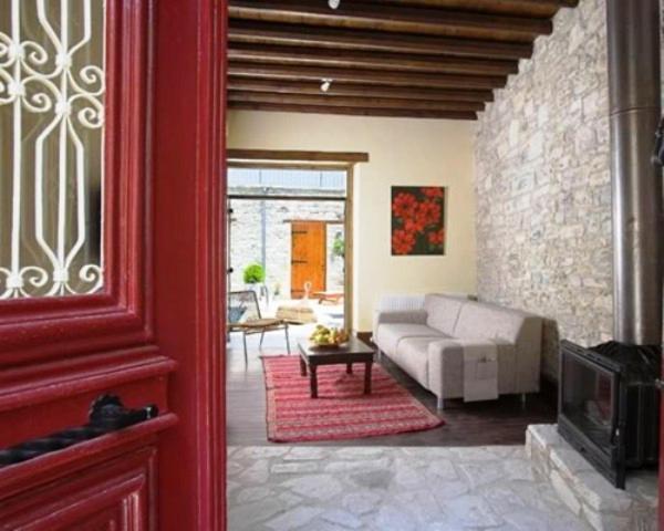 Redblue Door Two Traditional Listed Houses パノ・レフカラ エクステリア 写真